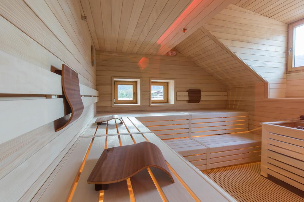 Hotel Gasthof Gruener Baum Glorenza Eksteriør billede