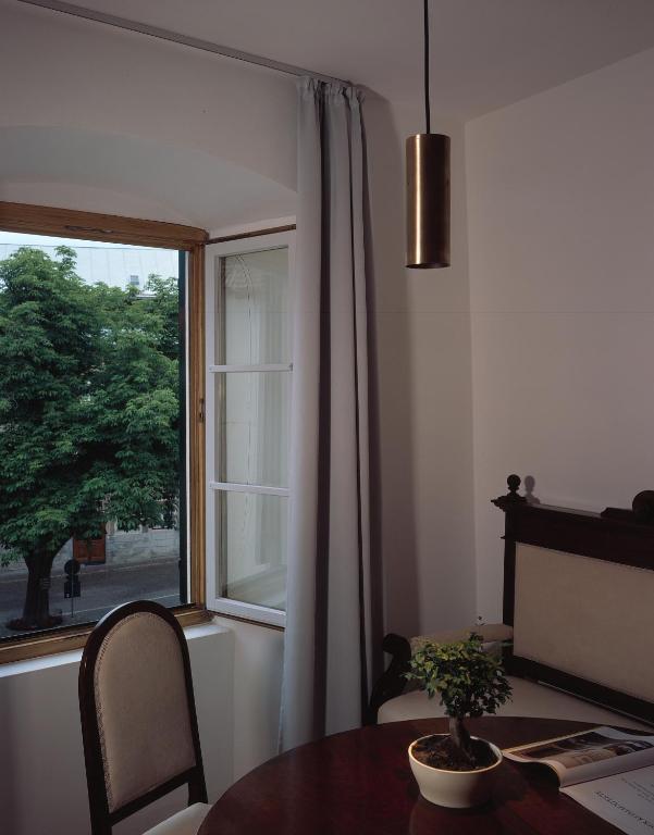 Hotel Gasthof Gruener Baum Glorenza Værelse billede
